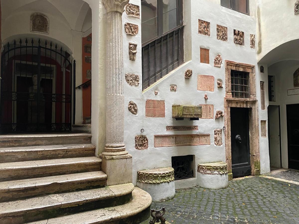 Rome Center, Luxury & History In Via Monserrato Buitenkant foto