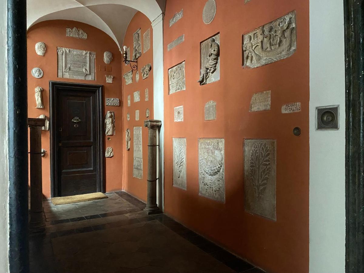 Rome Center, Luxury & History In Via Monserrato Buitenkant foto