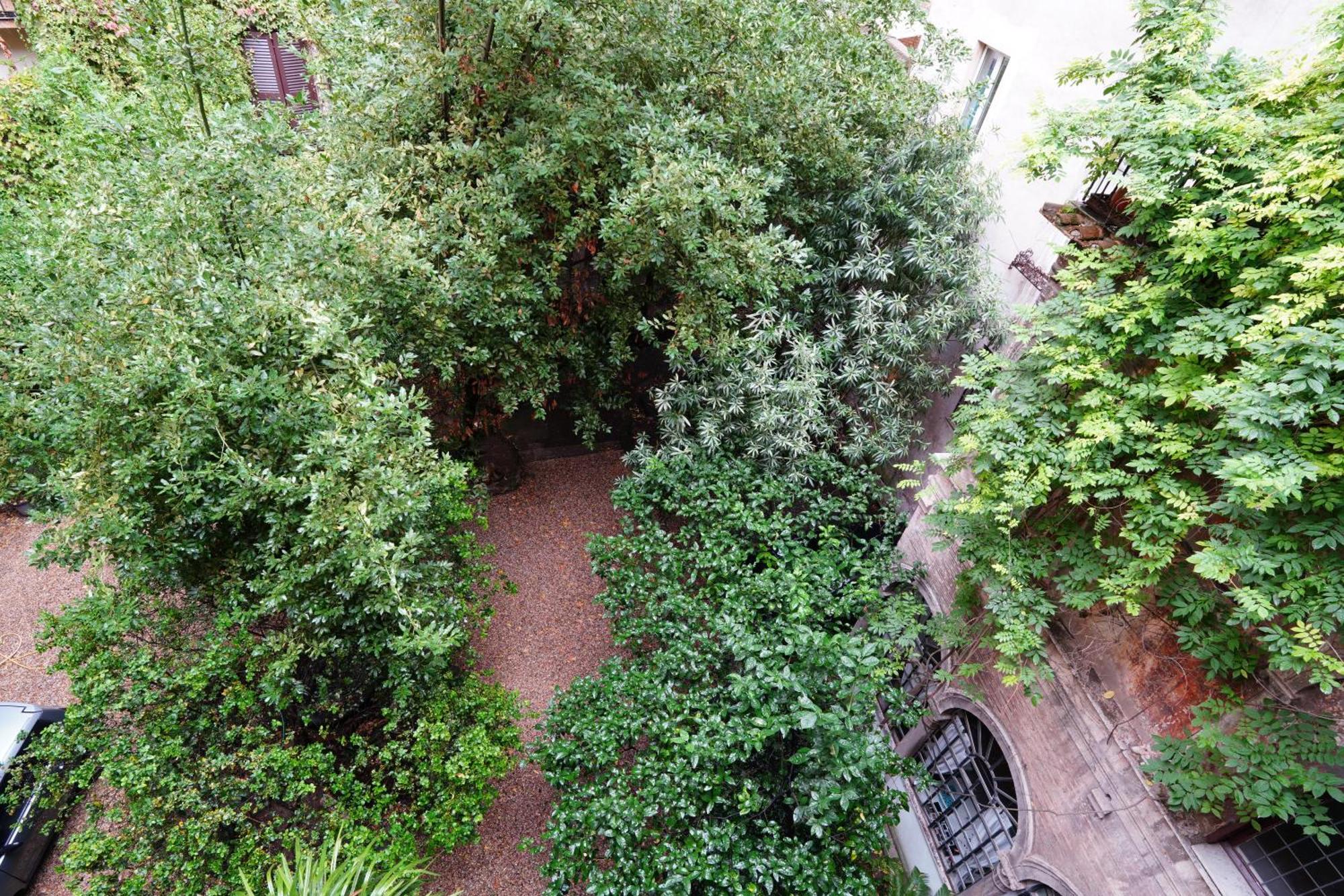 Rome Center, Luxury & History In Via Monserrato Buitenkant foto